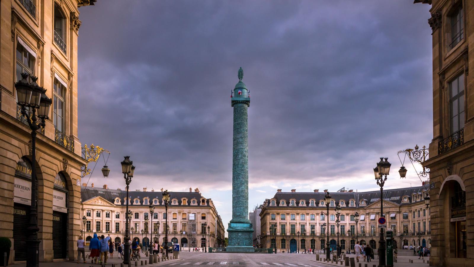 Get ready to discover Place Vendôme
