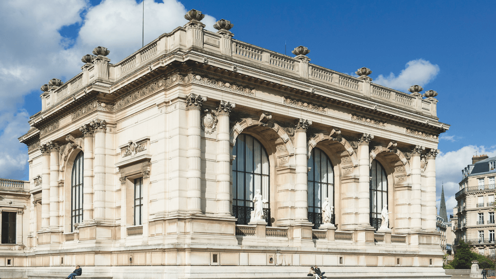 The Palais Galliera reopens with an exhibition featuring Chanel